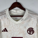 Camisa Bayern de Munique 2023/24 Terceira