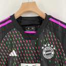 Conjunto Infantil Bayern de Munique 2023/24 - Away