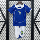 Conjunto Infantil Retrô Brasil 2004 Away