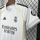 Conjunto Infantil Real Madrid 2025/26 - Home