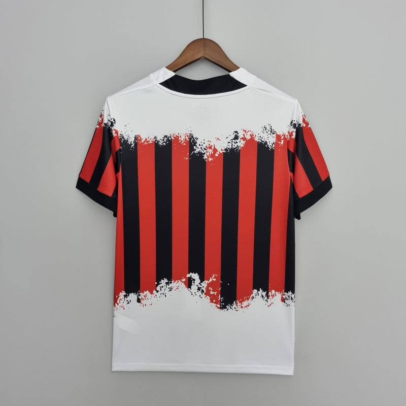 Camisa Milan 2021/22 Puma x Nemen Quarta