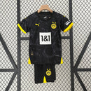 Conjunto Infantil Borussia Dortmund 2023/24 - Away